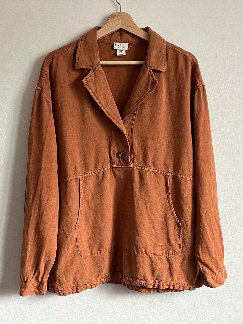 Nicole Miller Rust Pullover Shirt size Medium